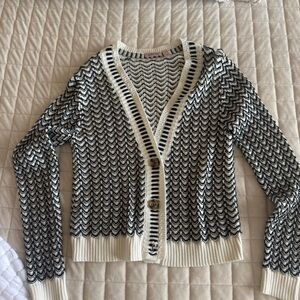 Women's Black and White Sweater
